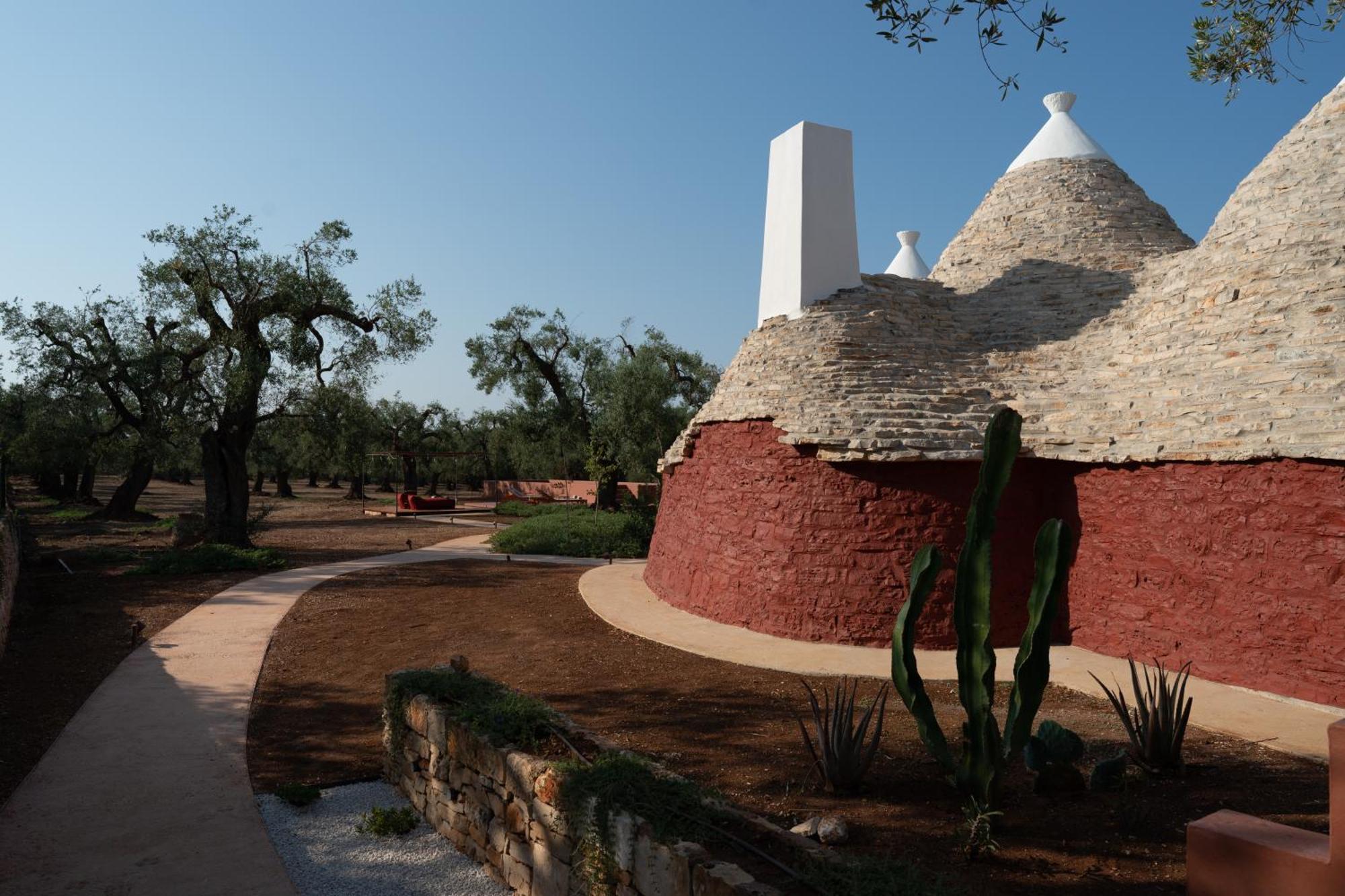 Ozio - Il Trullo Rosso Bed & Breakfast Fasano Dış mekan fotoğraf