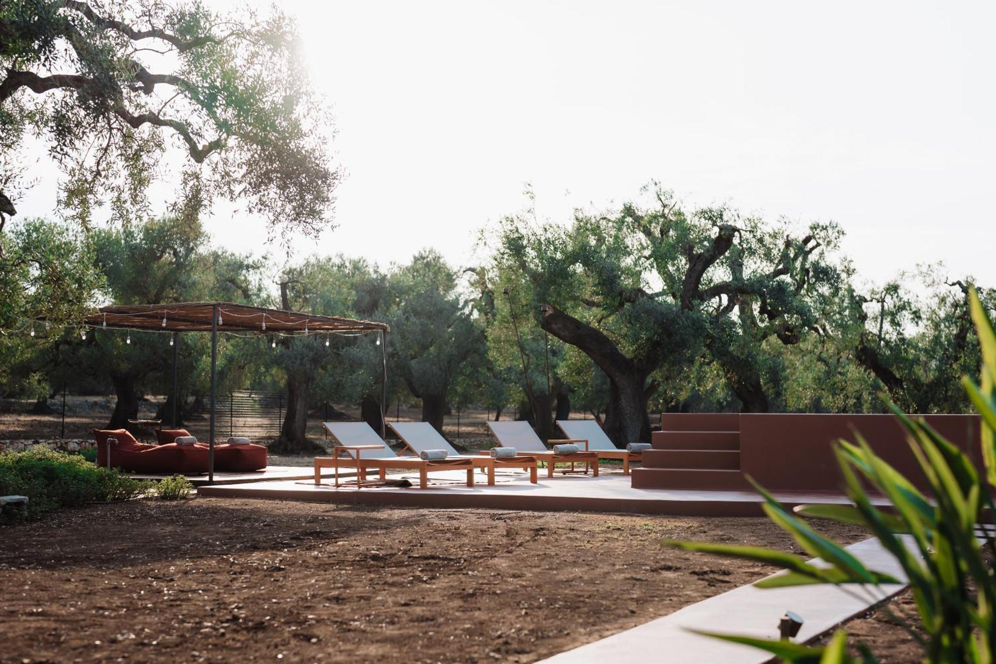 Ozio - Il Trullo Rosso Bed & Breakfast Fasano Dış mekan fotoğraf