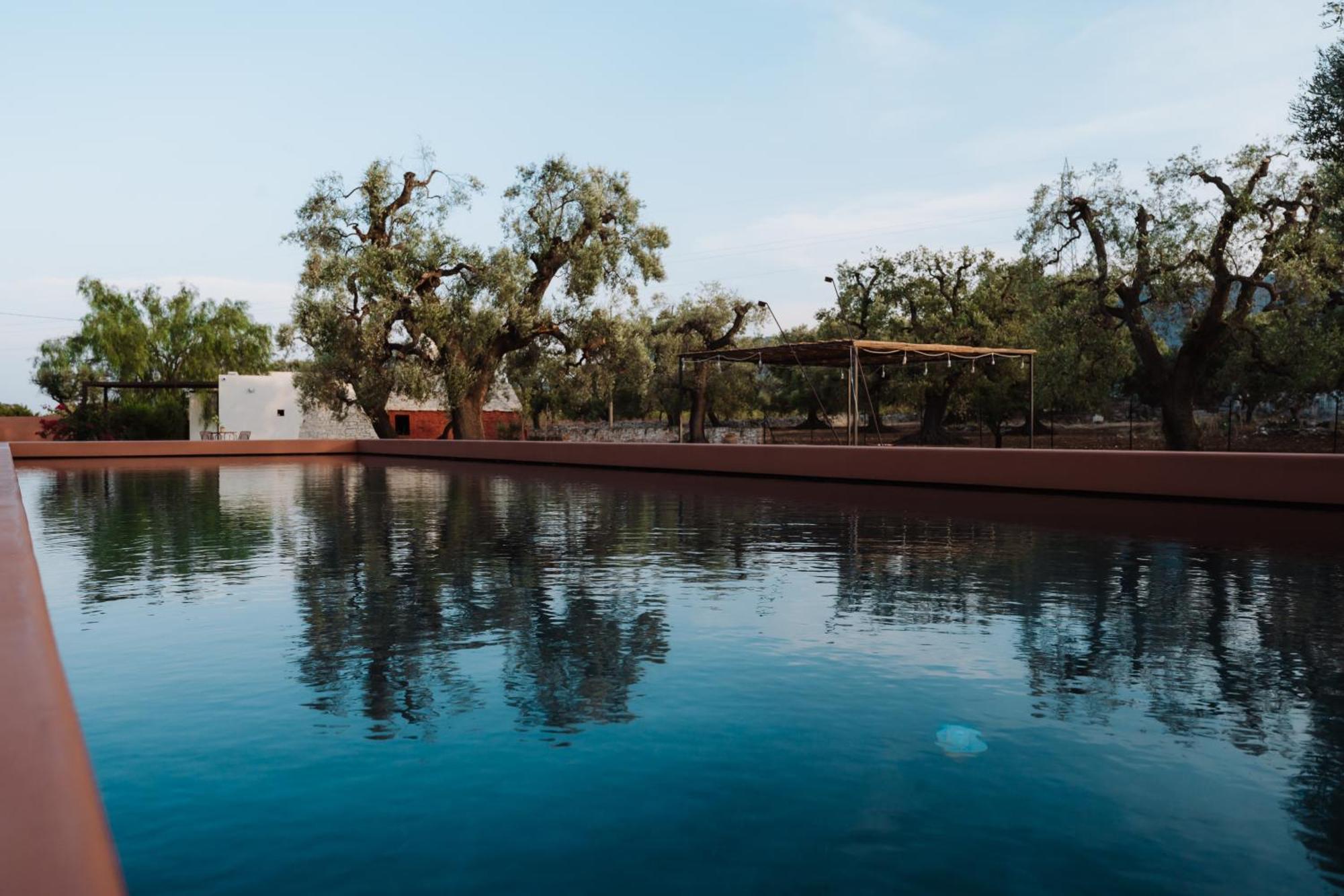 Ozio - Il Trullo Rosso Bed & Breakfast Fasano Dış mekan fotoğraf
