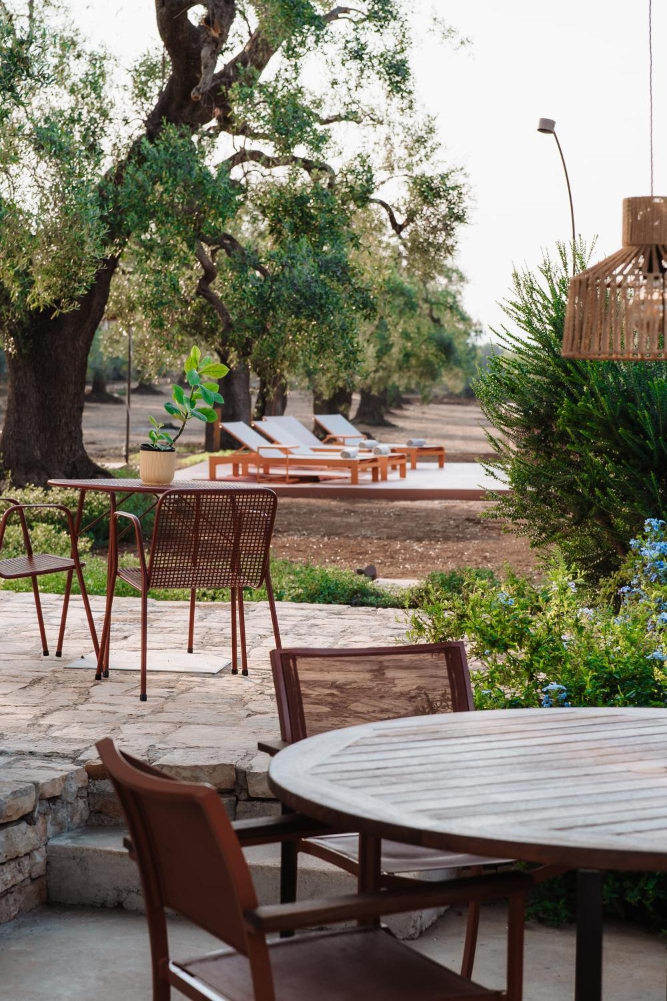 Ozio - Il Trullo Rosso Bed & Breakfast Fasano Dış mekan fotoğraf