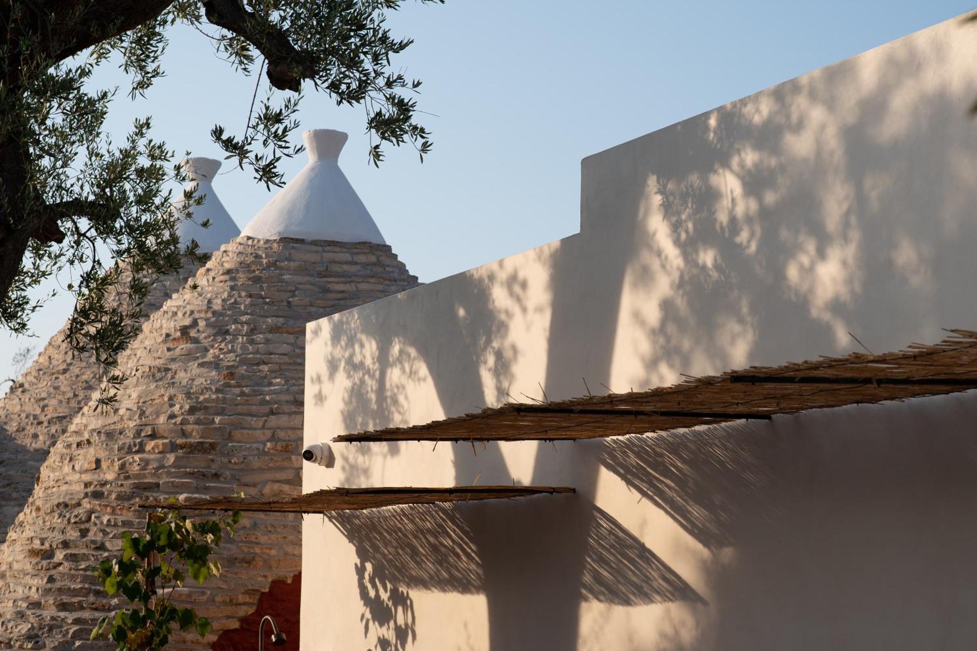 Ozio - Il Trullo Rosso Bed & Breakfast Fasano Dış mekan fotoğraf